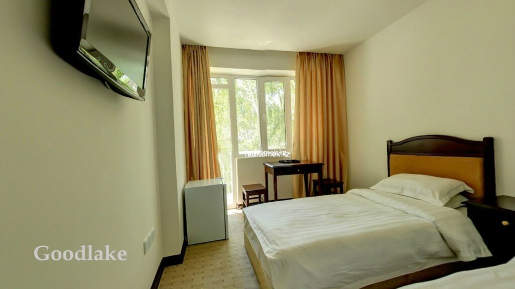 Номера : ПолуЛюкс