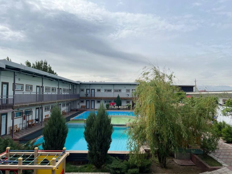 ULAN Hot spring resort Чунджа